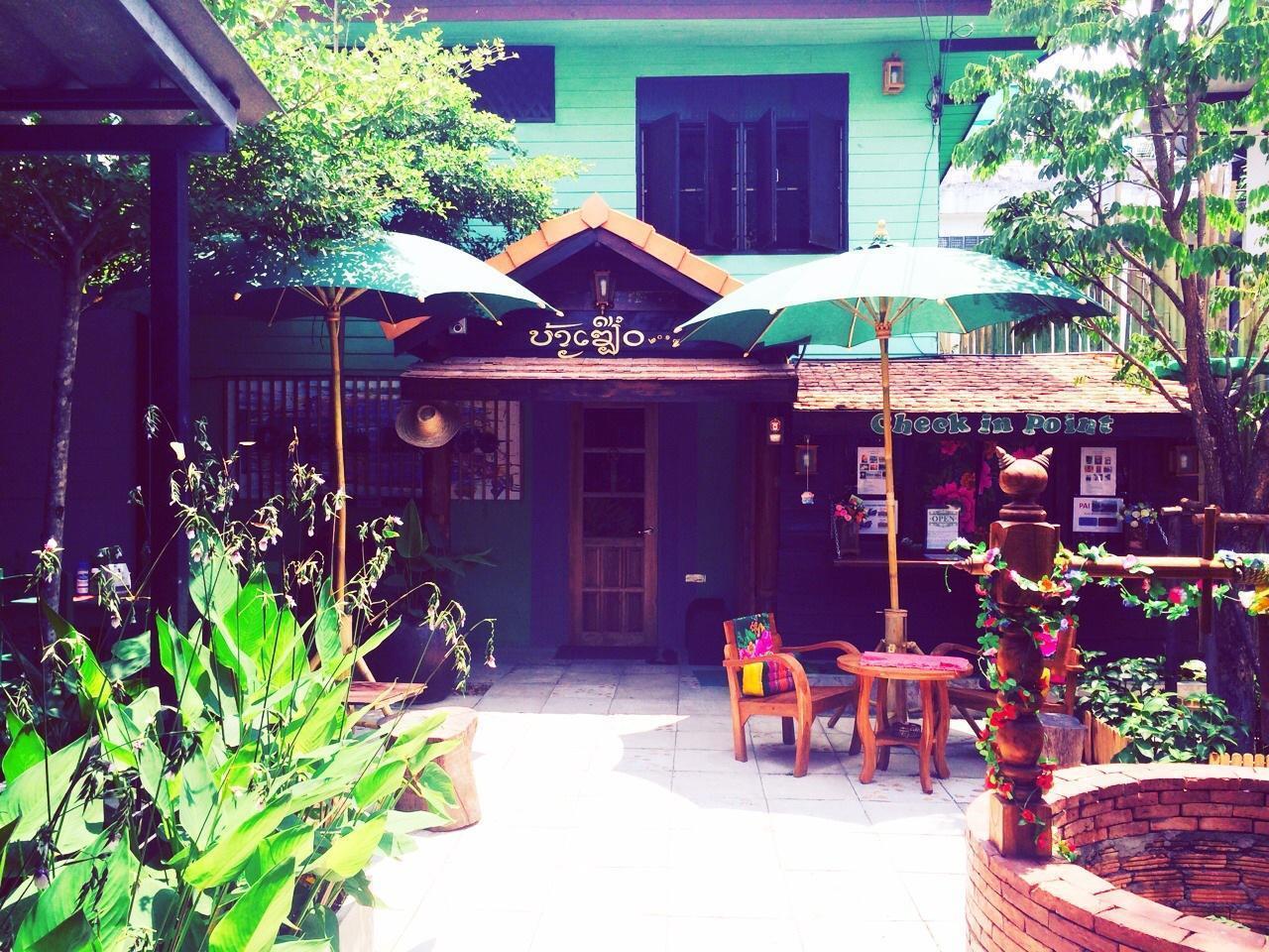 Green House Backpacker Hostel Chiang Mai Bagian luar foto