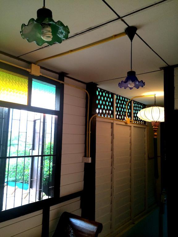 Green House Backpacker Hostel Chiang Mai Bagian luar foto